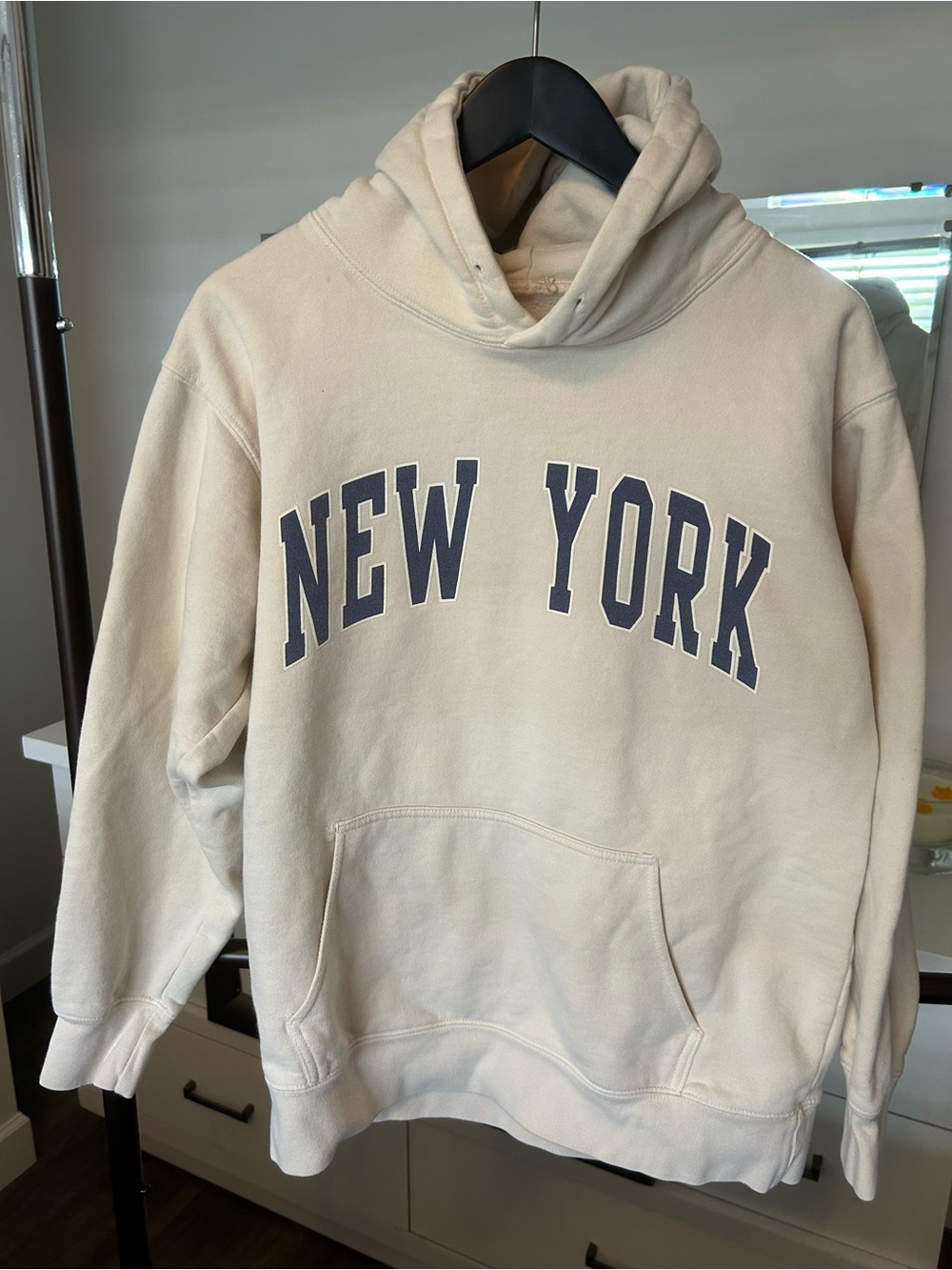 Cream 'New York' Pullover Hoodie with Arch Graphic - Picture 3 of 5